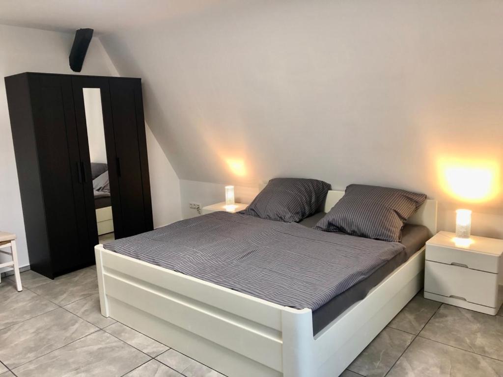 Dachgeschosswohnung Mit Seeblick Ahrensbok Eksteriør bilde